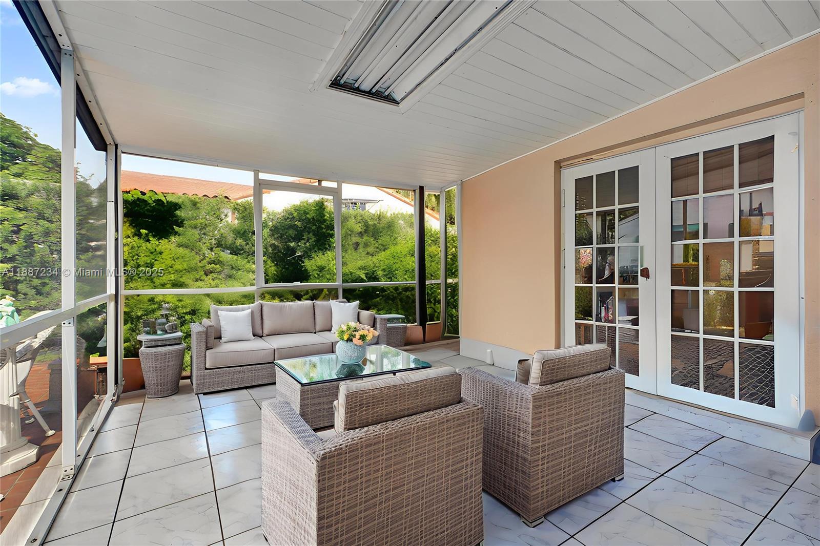 AMD PLAT OF SUNSET LAKE S - Residential Income