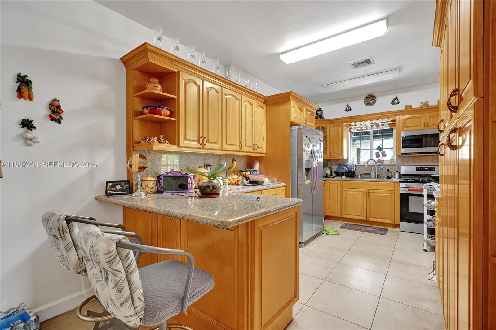 AMD PLAT OF SUNSET LAKE S - Residential Income