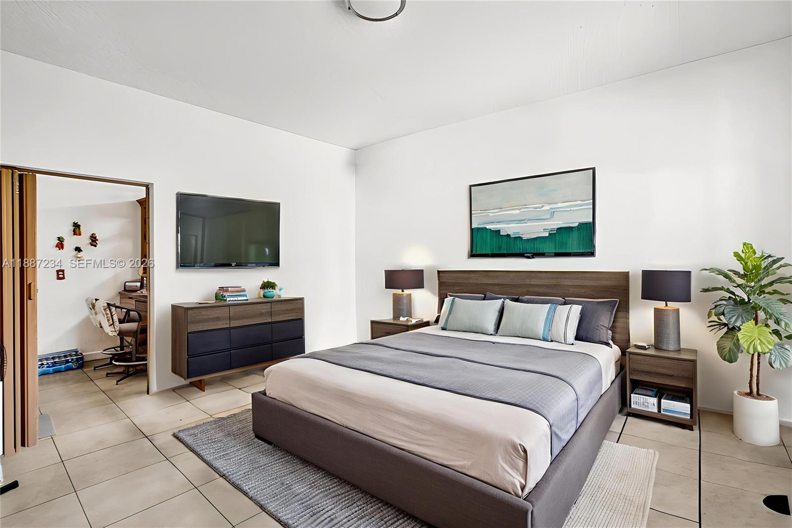 AMD PLAT OF SUNSET LAKE S - Residential Income