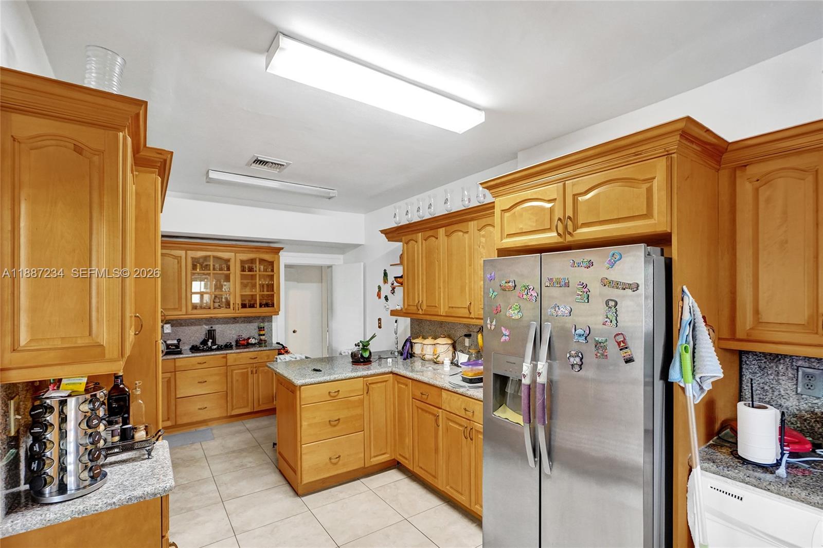 AMD PLAT OF SUNSET LAKE S - Residential Income