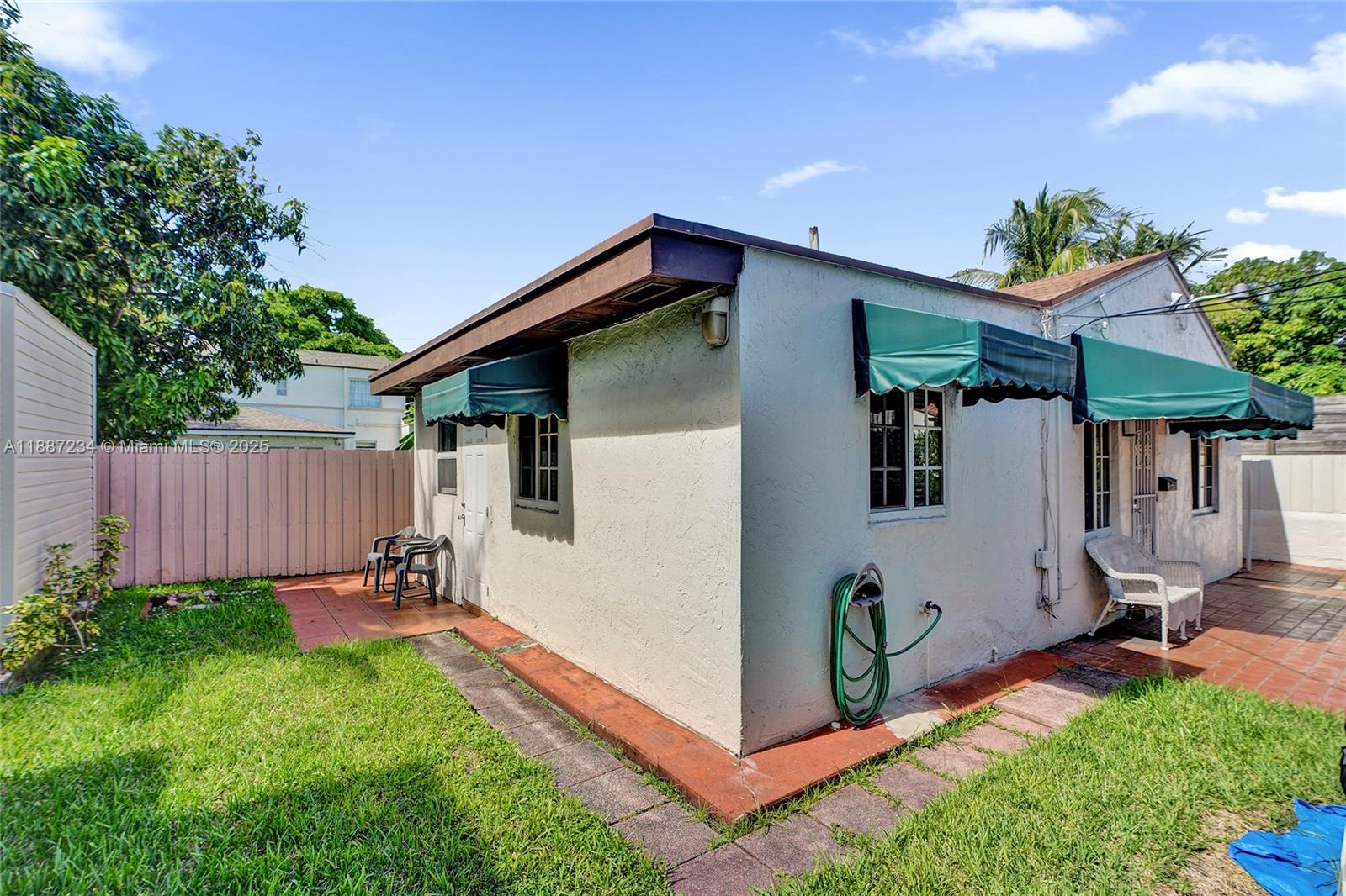 AMD PLAT OF SUNSET LAKE S - Residential Income