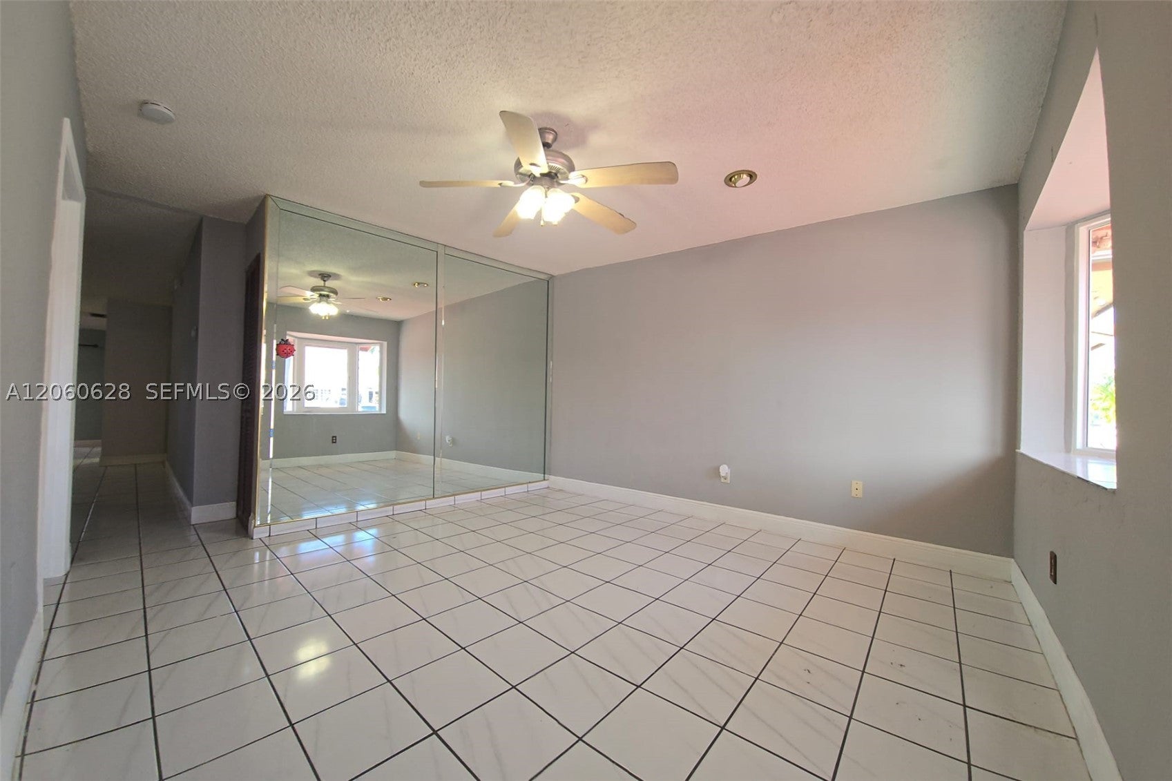 8810 NW 114th Ter