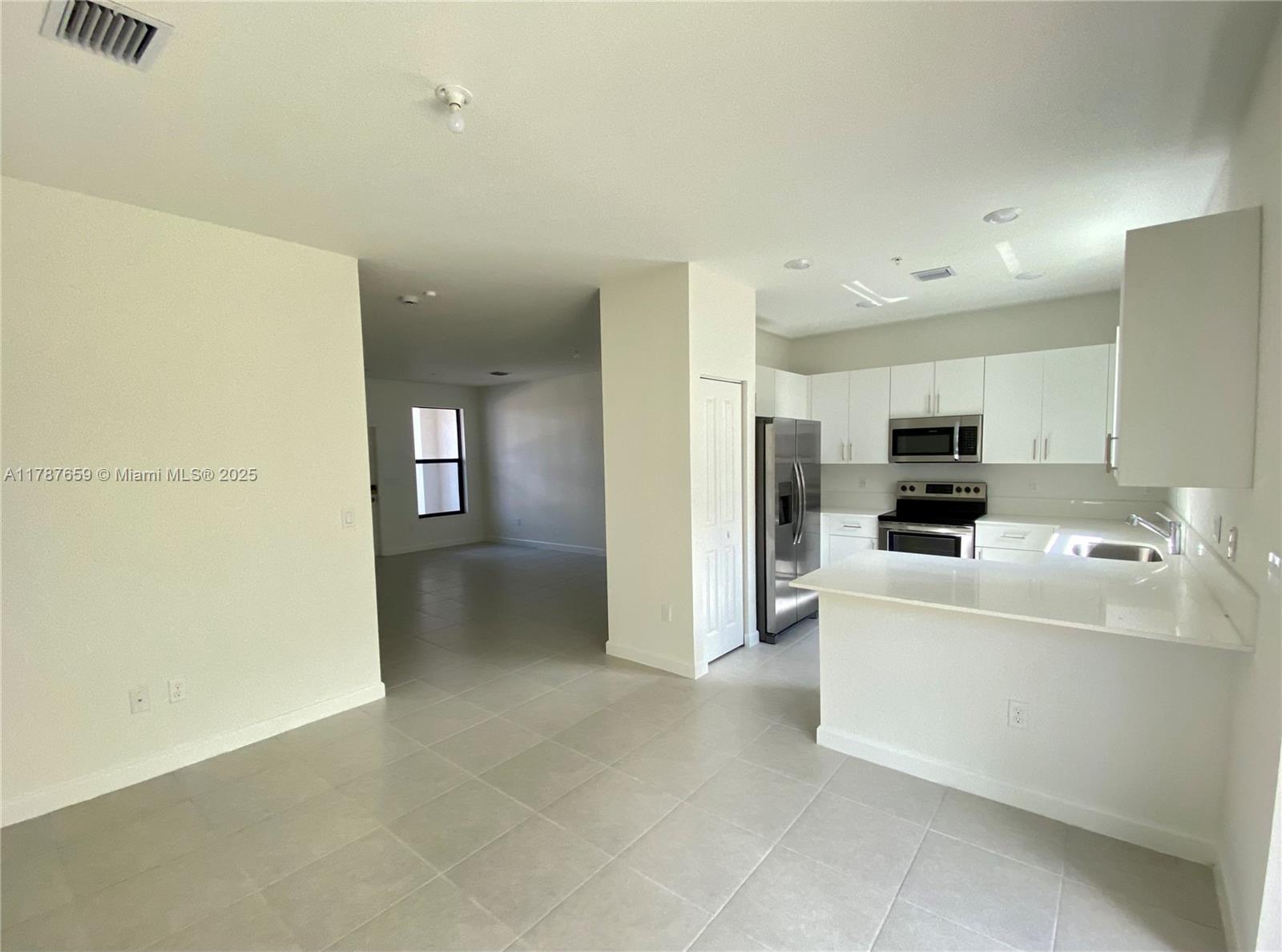 253 SW 159th Way