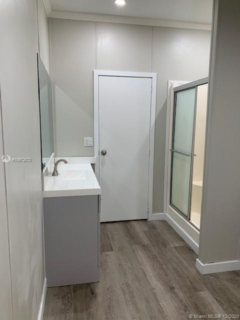 COCOWALK ESTATES - Residential Lease