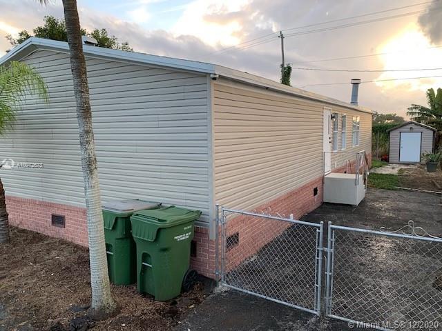 COCOWALK ESTATES - Residential Lease