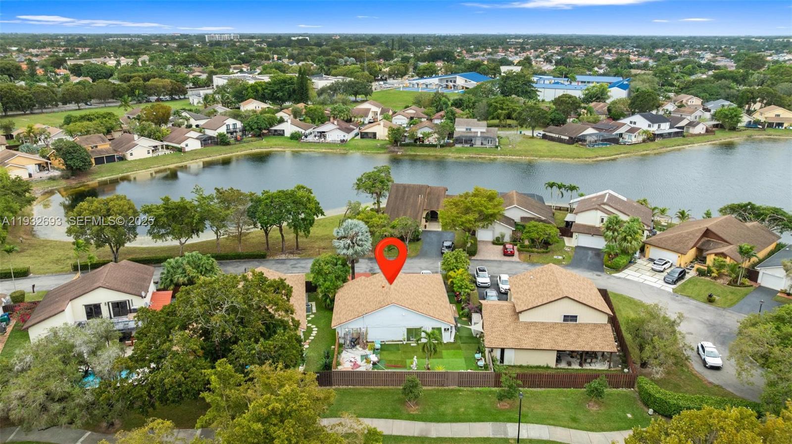 LAKES OF THE MEADOW SEC 1 - Residential