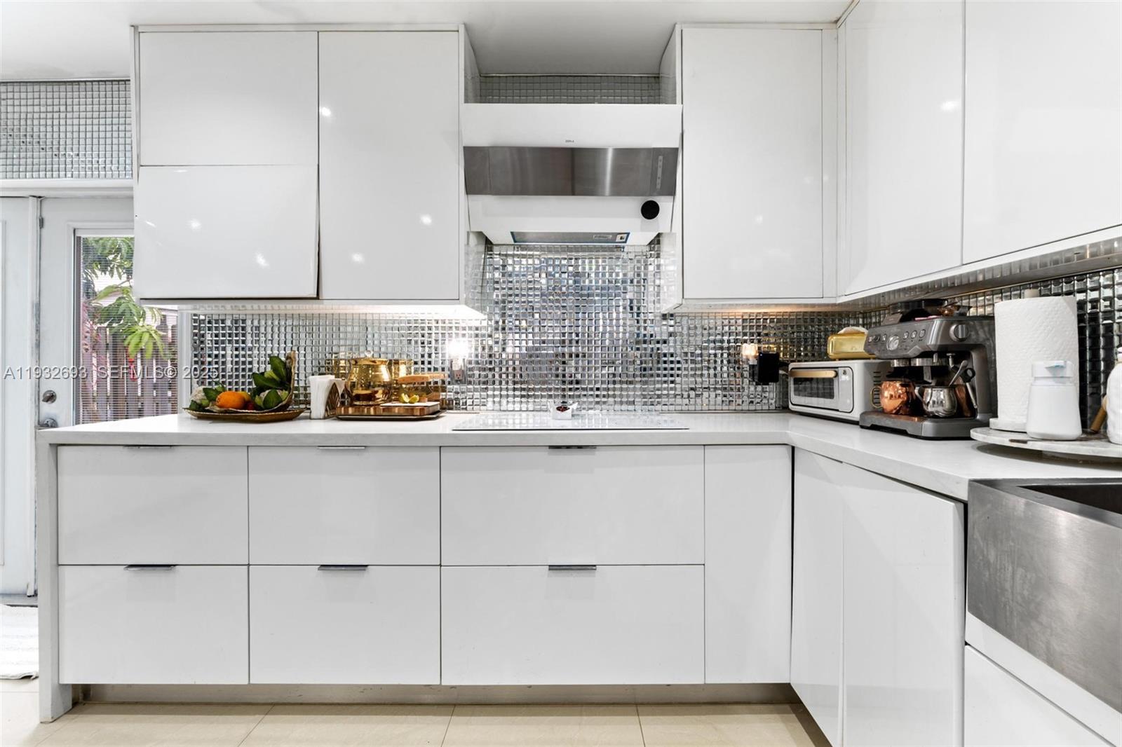 LAKES OF THE MEADOW SEC 1 - Residential