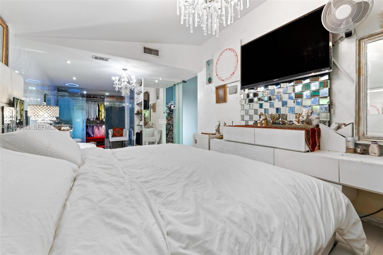 LAKES OF THE MEADOW SEC 1 - Residential