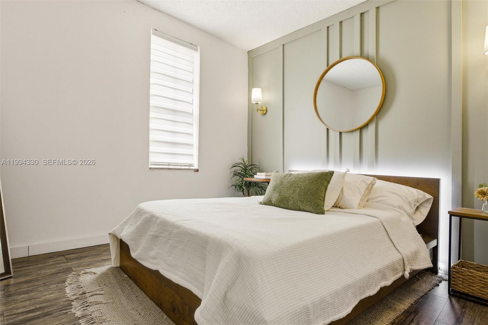 THE TWINS - Residential