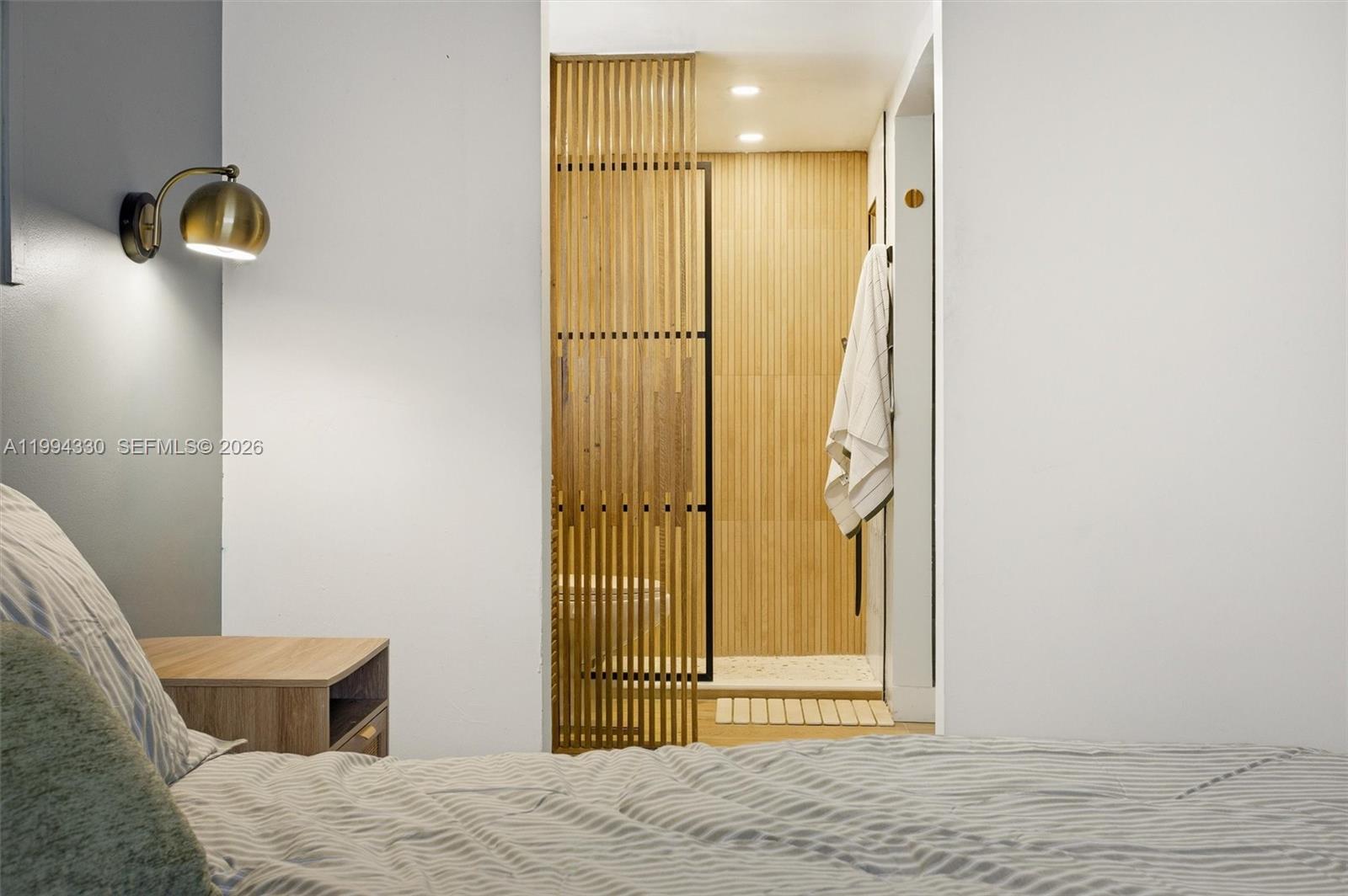 THE TWINS - Residential