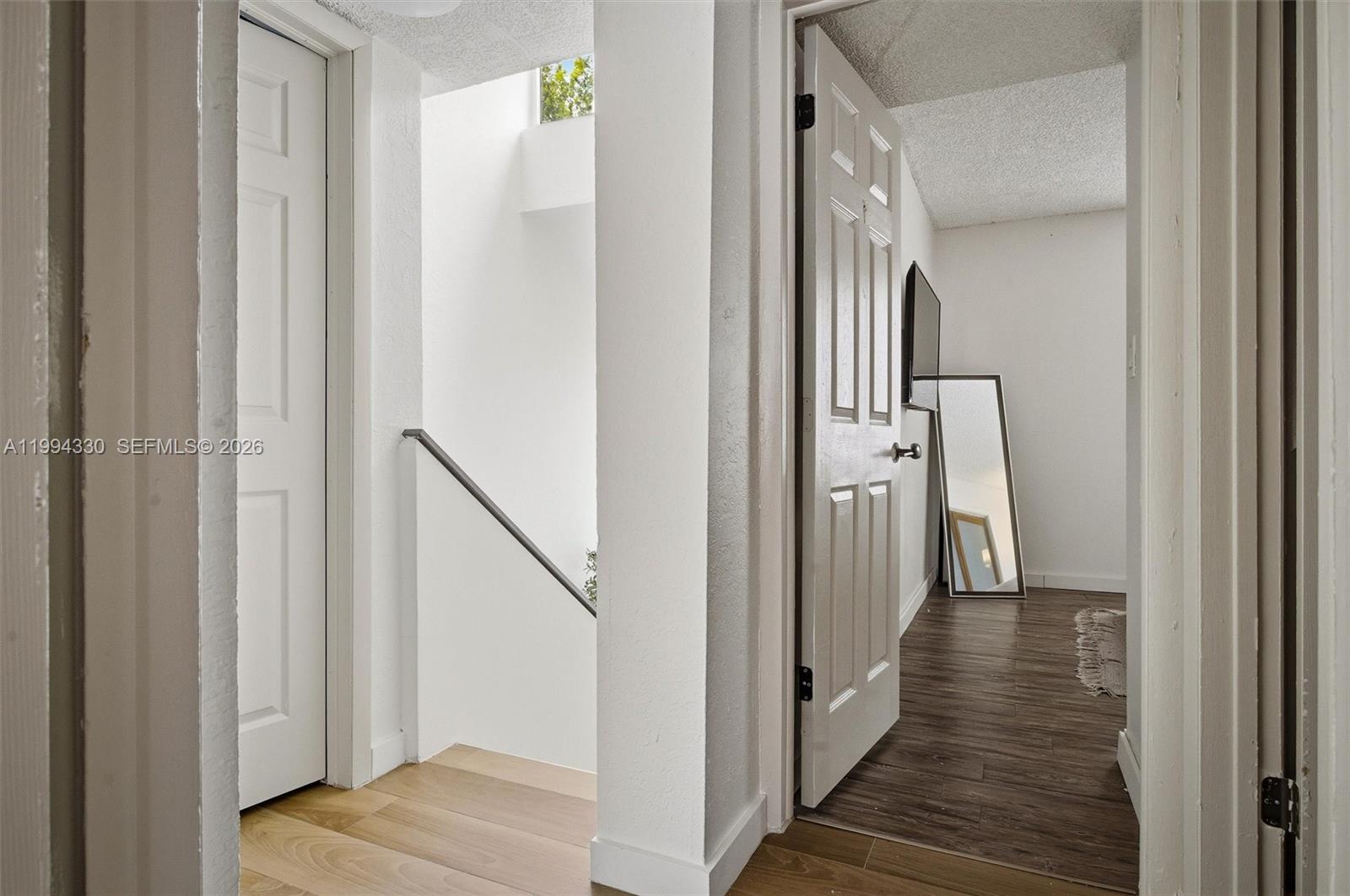 THE TWINS - Residential