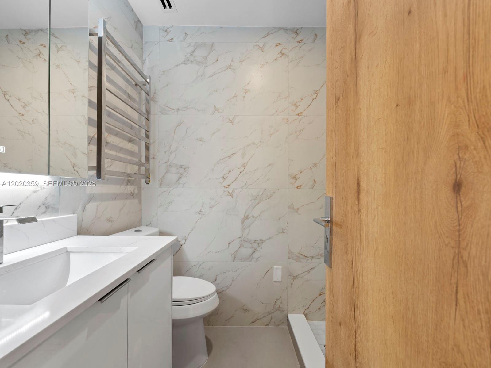 CORAL SPRINGS COUNTRY CLU - Residential
