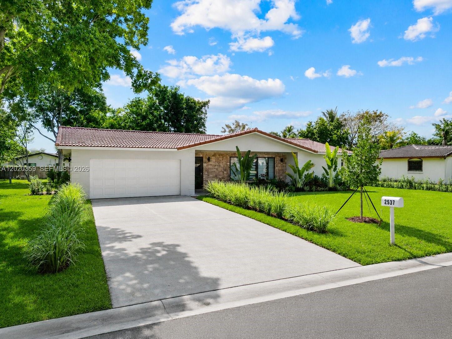 2537 NW 116th Ter