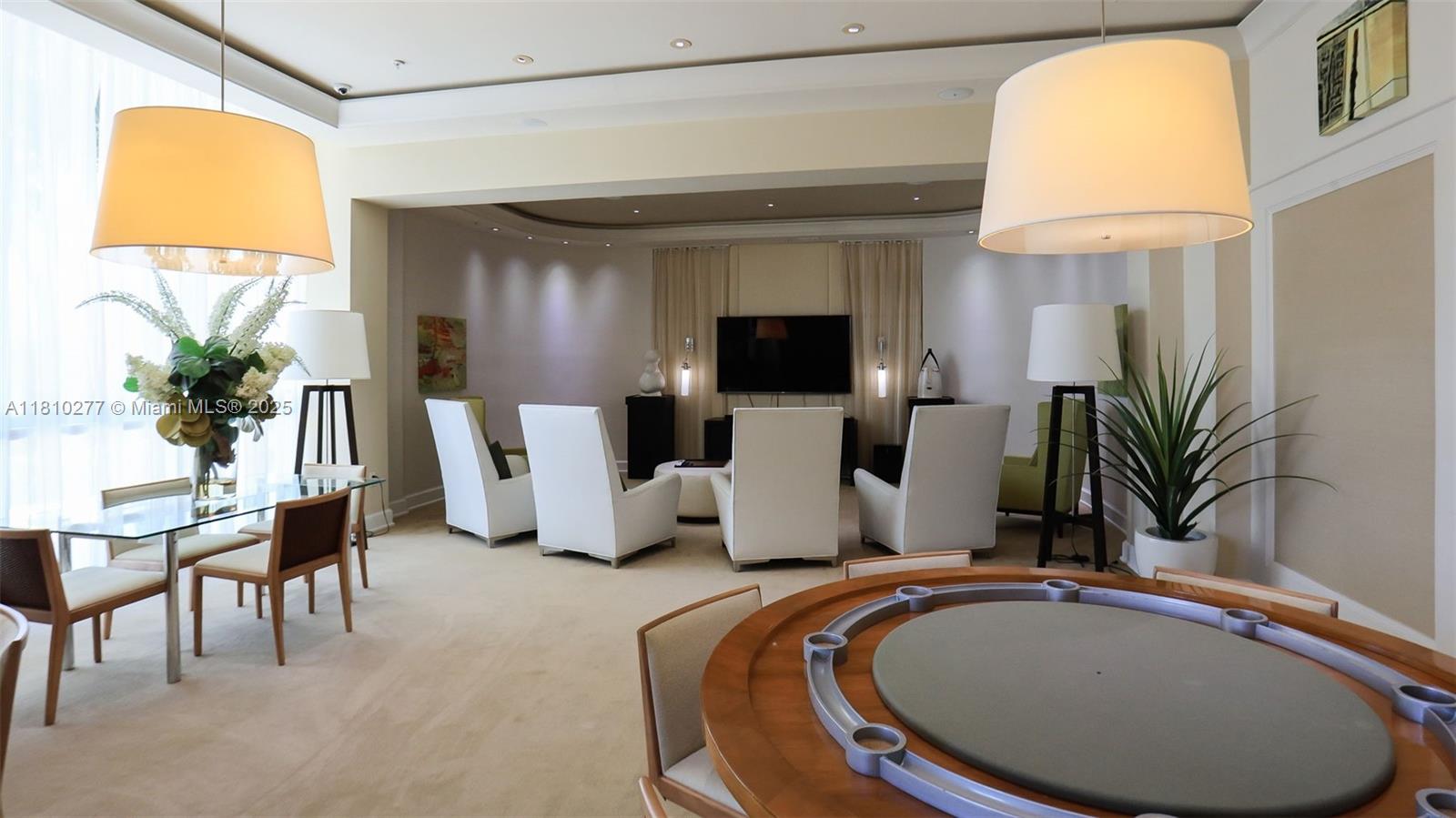 PLAZA AT OCEANSIDE (THE) - Residential