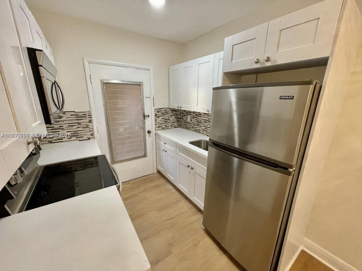 C GAB DOUGLAS SEC - Residential Lease