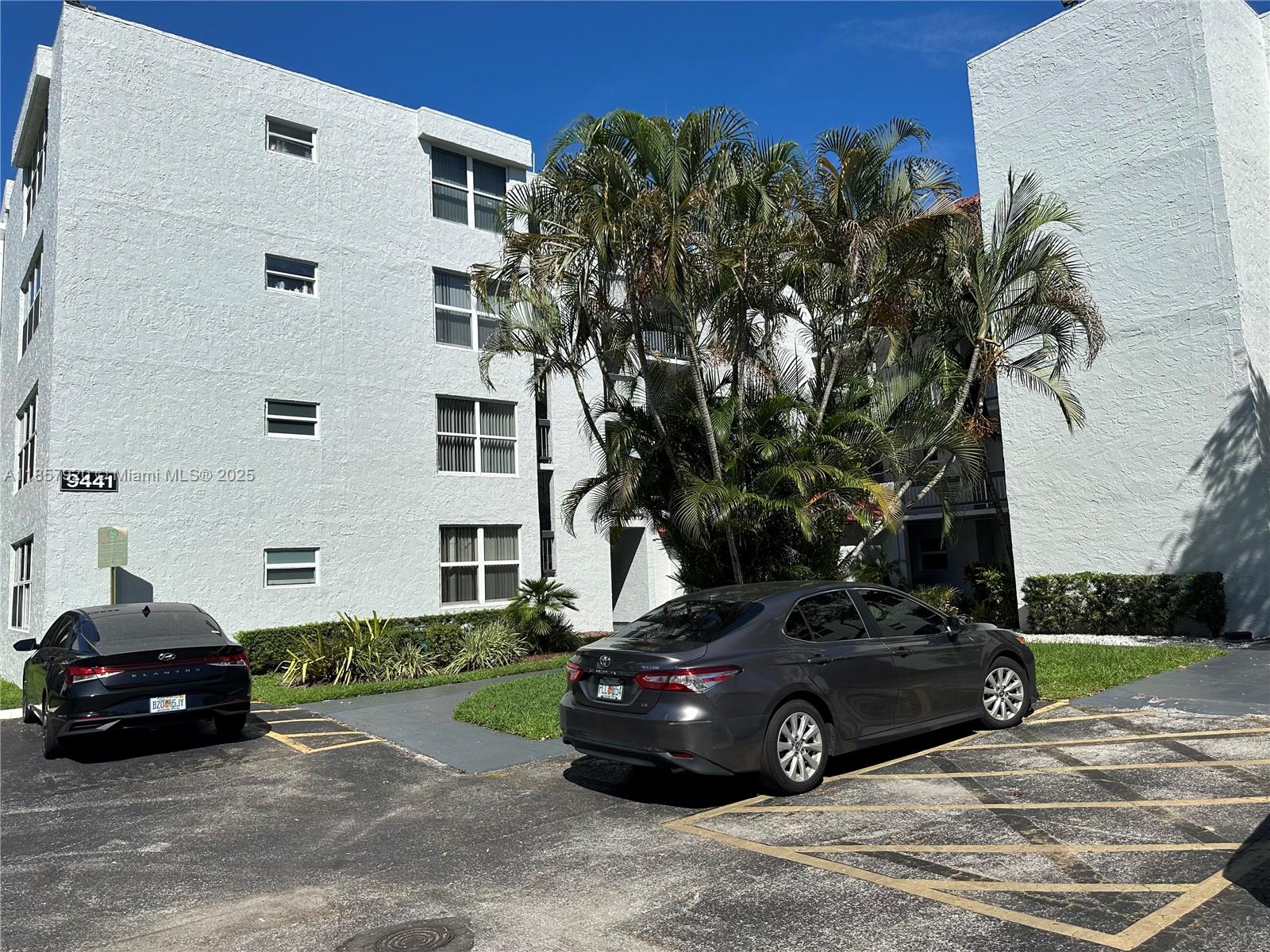 Beautiful furnished Condo 2/2 for rent. Apartment features ceramic tile throughout, kitchen granite countertop, screened patio, golf view. The building includes an elevator and laundry facilities on the same floor. Rent includes internet, water, cable TV, one assigned parking. Located just minutes from major highways, downtown Ft Lauderdale, shopping centers, restaurants, hospitals, top-rated schools, NSU and Broward College. Residents have access to pickleball, basketball courts, bocce, billiards, playground, walking trails, 3 pools, restaurants, fitness center and more, executive golf course, sports bar, and formal dining. Pets under 25 lbs are welcome. Association approval is required and takes approximately 14 days.