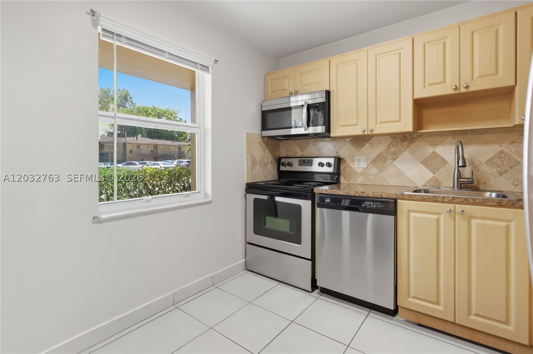 251 NW 76th Ave 106