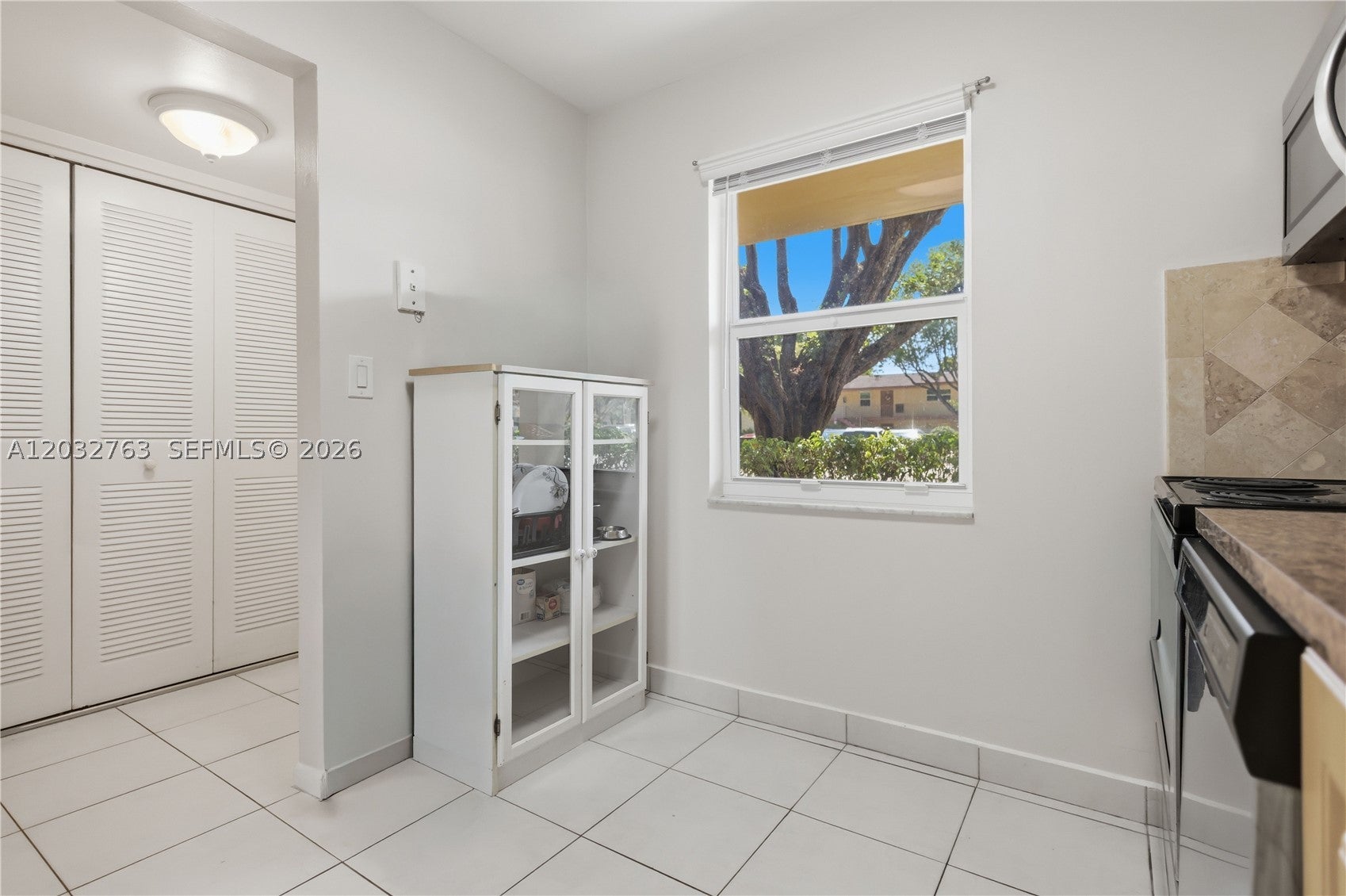 251 NW 76th Ave 106