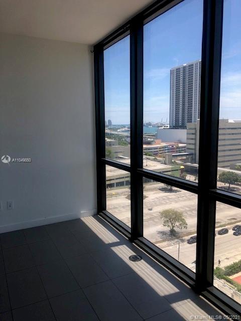 CANVAS CONDO - Residential