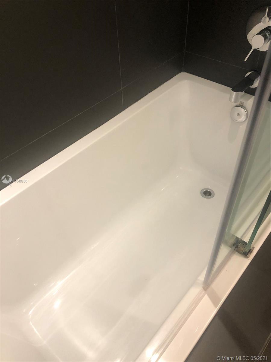 CANVAS CONDO - Residential