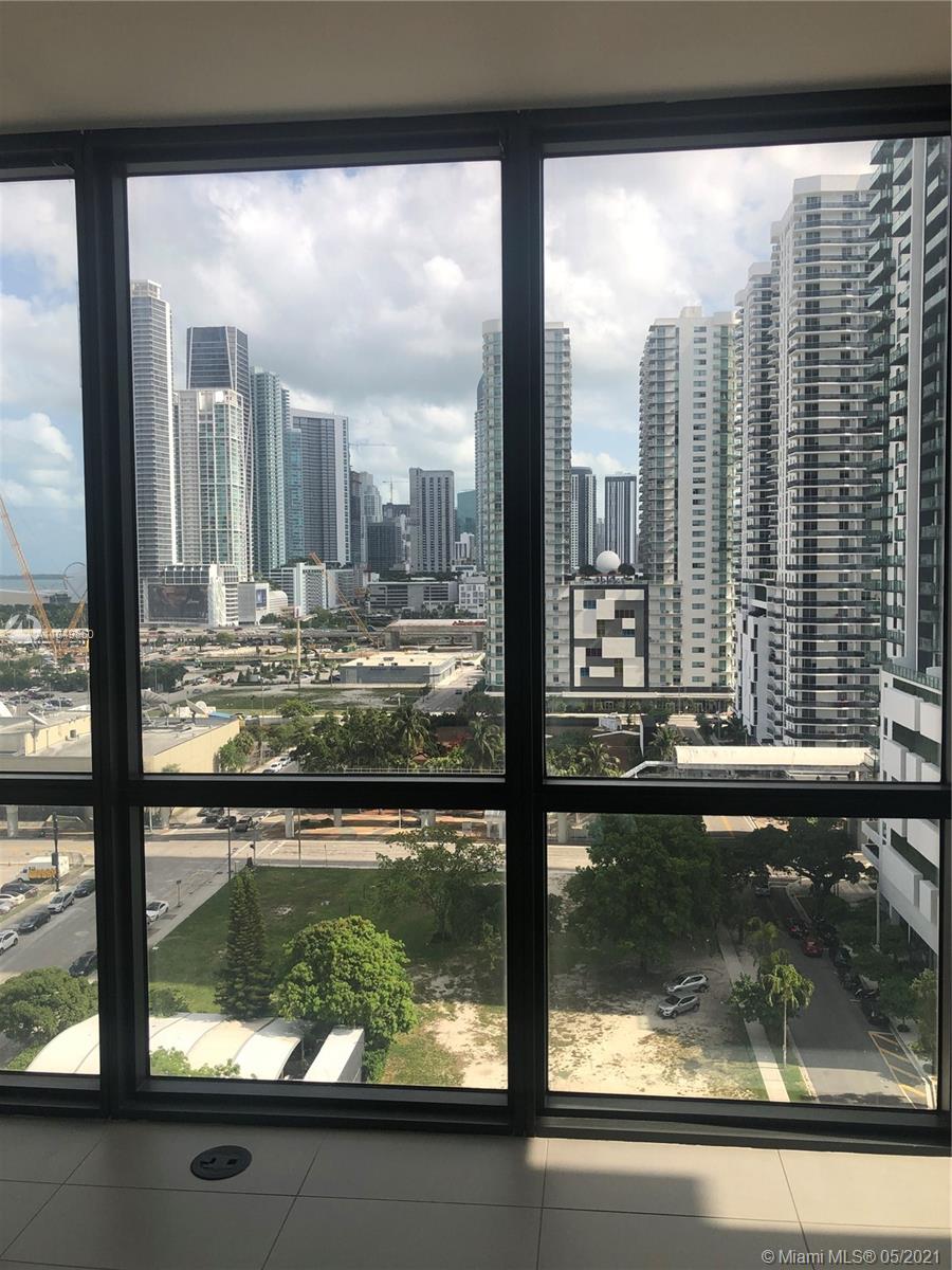 CANVAS CONDO - Residential