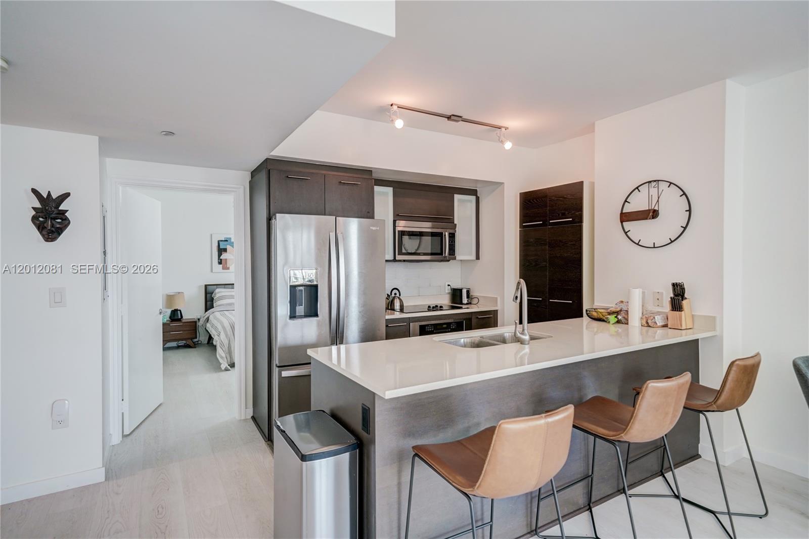 500 Brickell Ave 3807