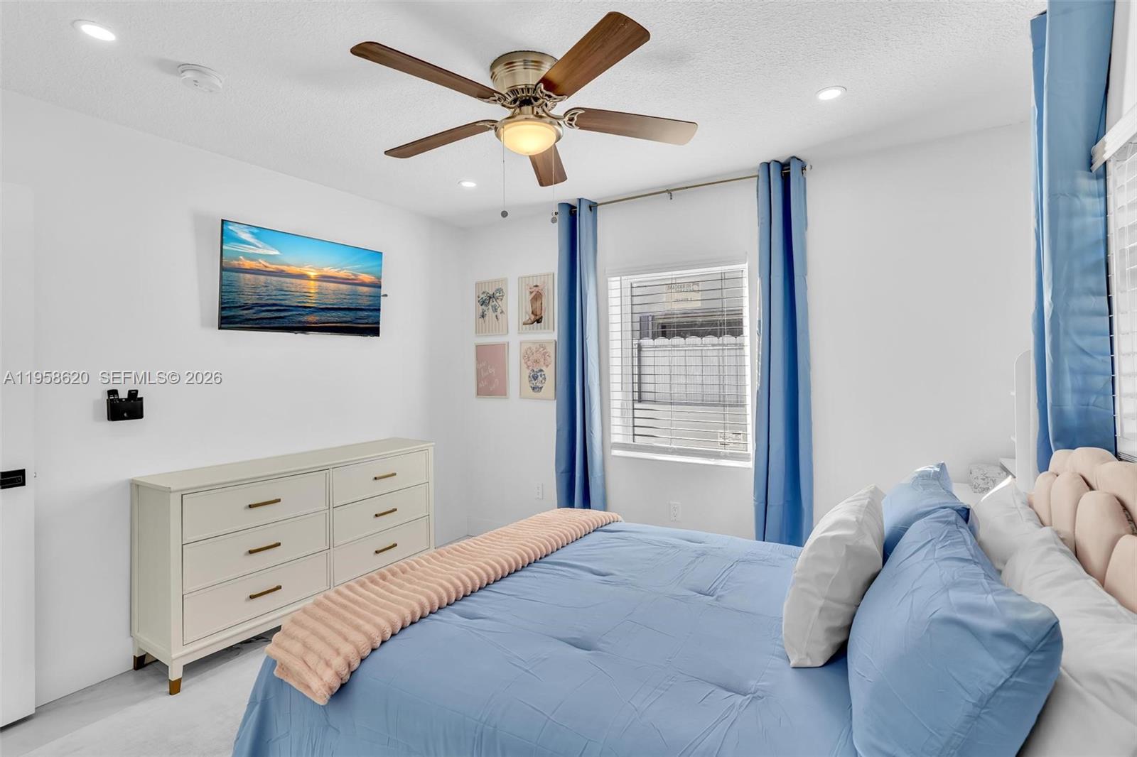 CURTISS PARK - Residential Lease