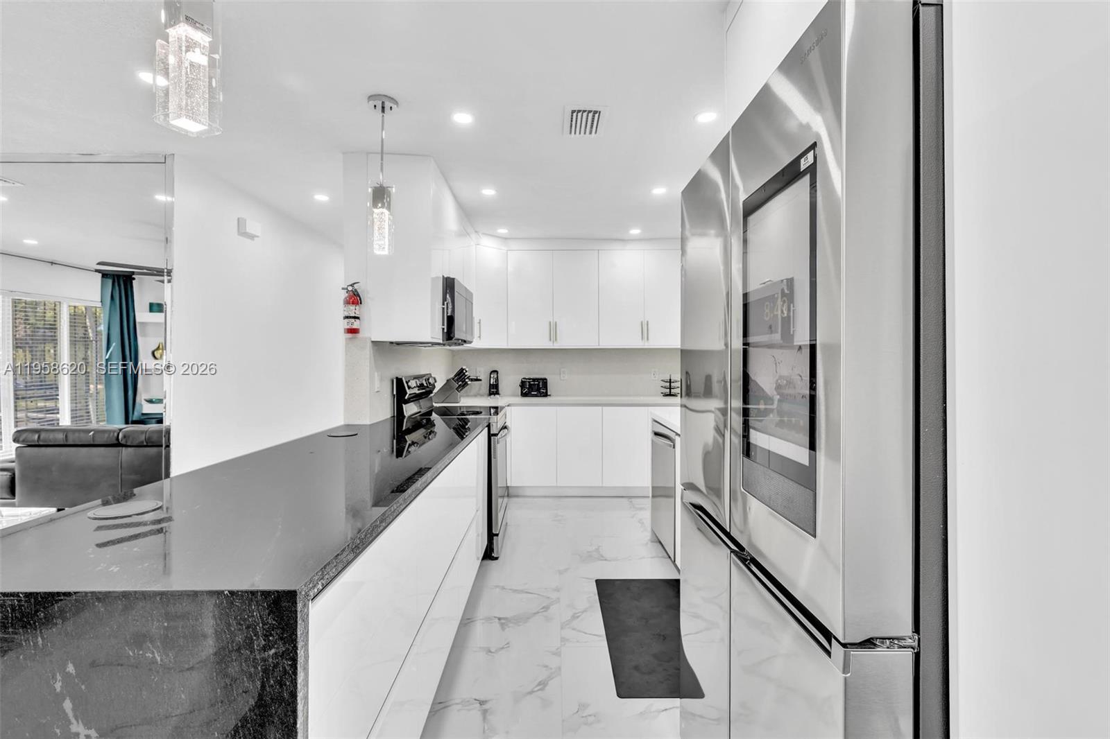 CURTISS PARK - Residential Lease