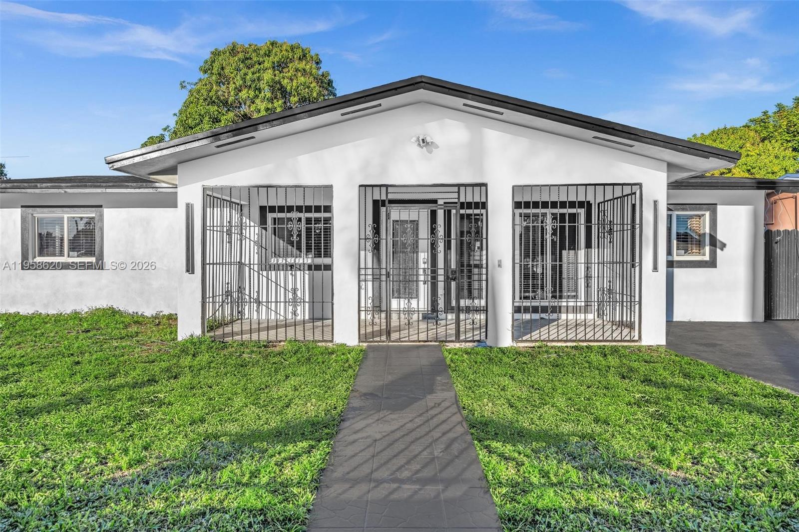 CURTISS PARK - Residential Lease