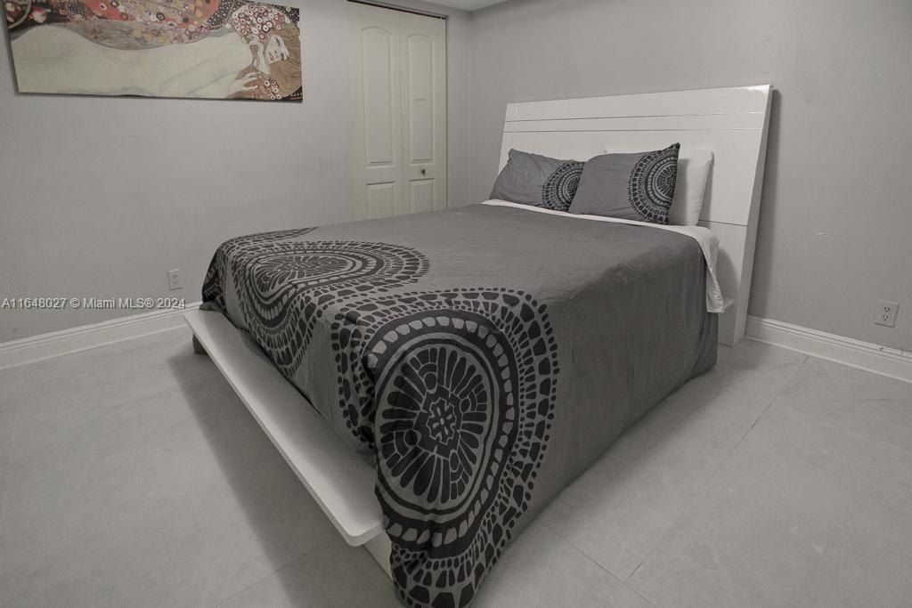 VENETIA CONDO - Residential Lease