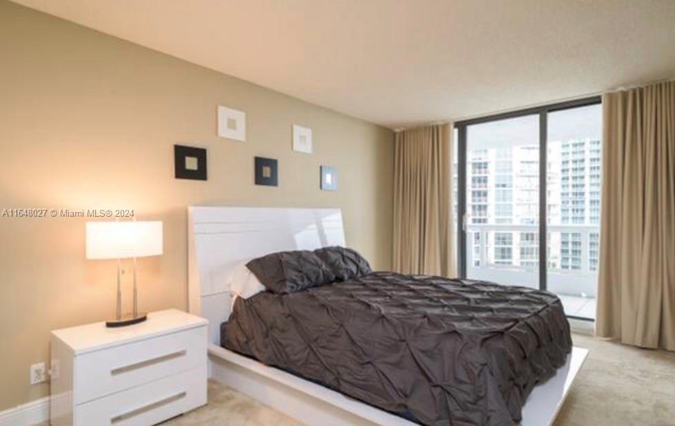 VENETIA CONDO - Residential Lease