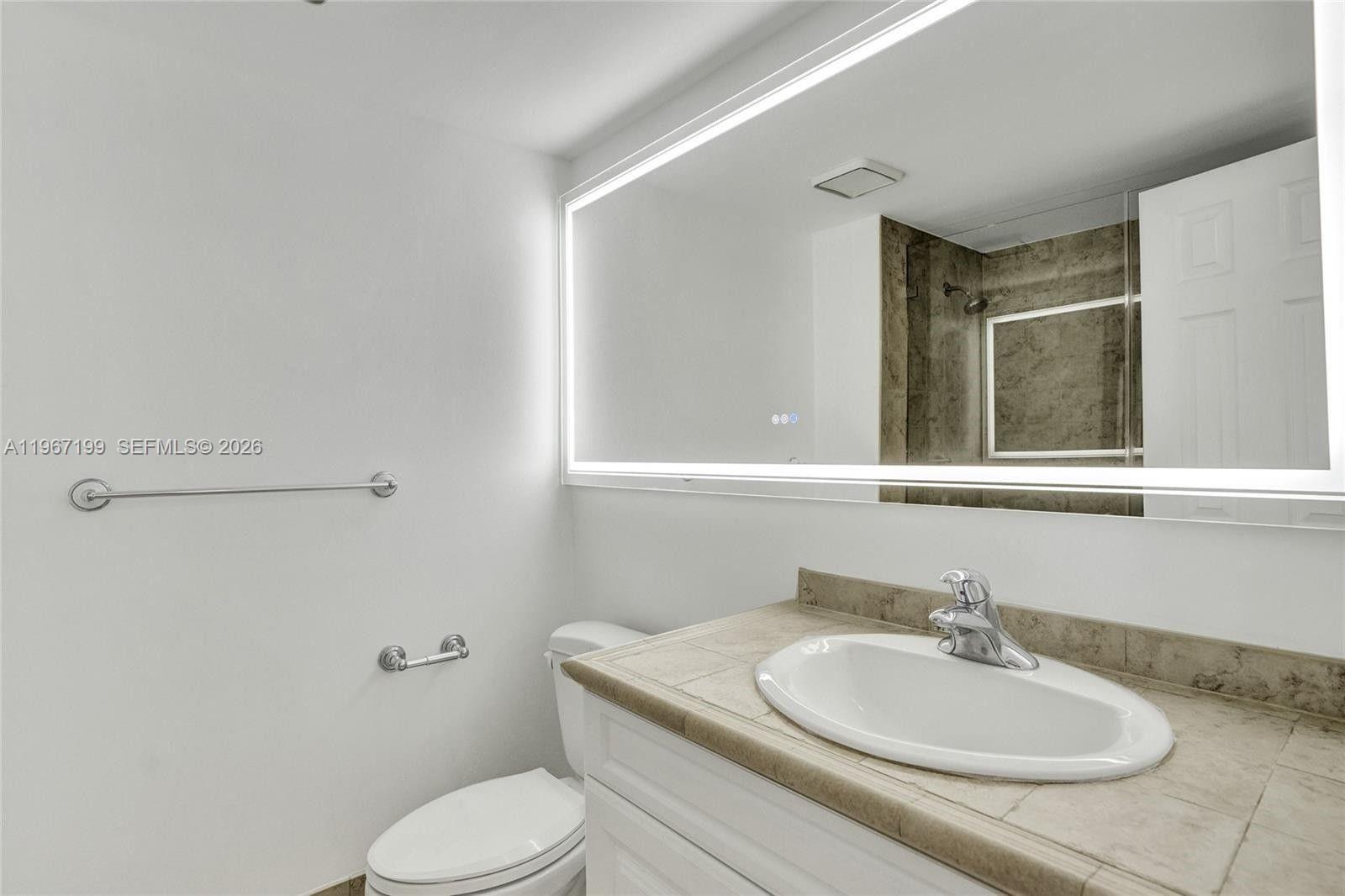 LAKEVIEW TOWNHOUSES CONDO - Residential