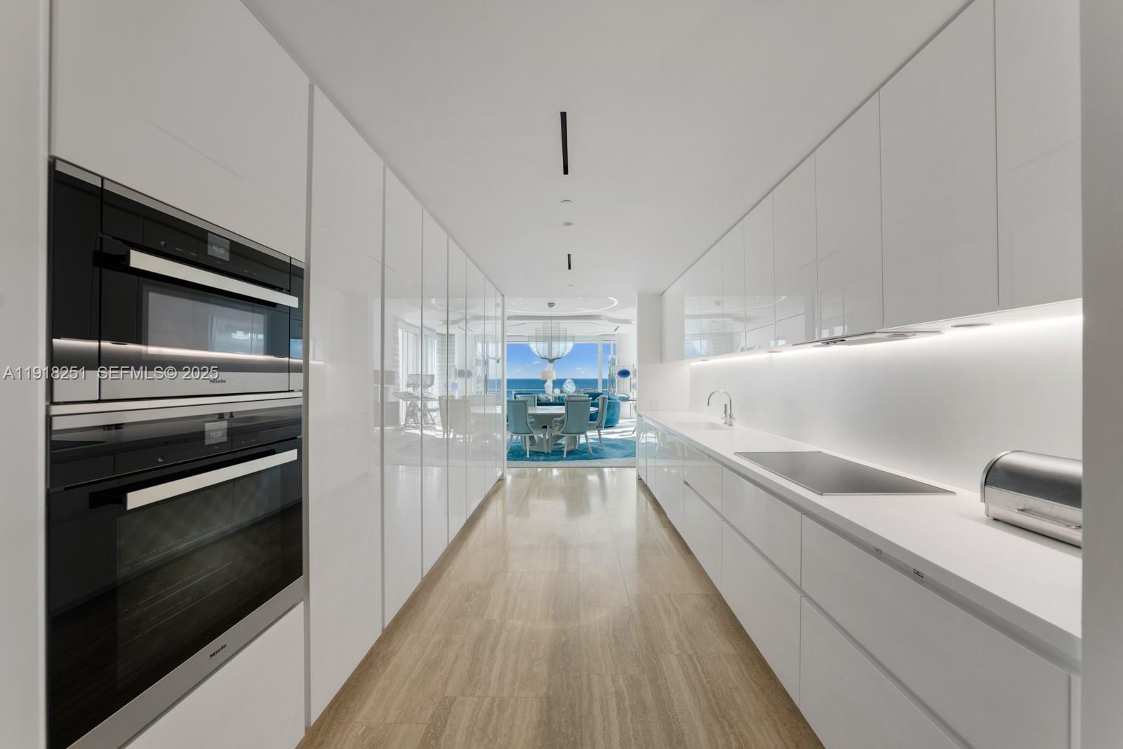 SURF CLUB CONDO - Residential