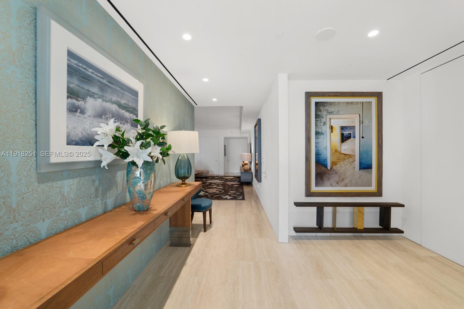 SURF CLUB CONDO - Residential
