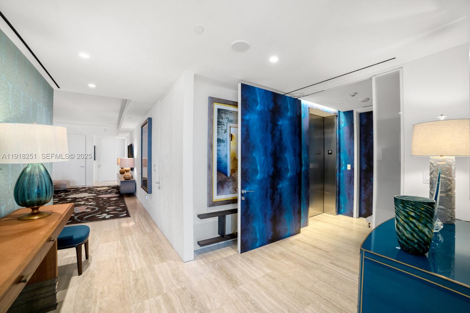 SURF CLUB CONDO - Residential