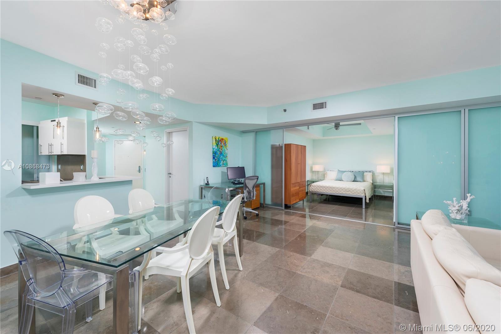 ICON CONDO - Residential