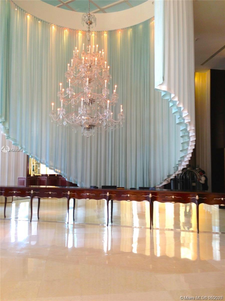 ICON CONDO - Residential