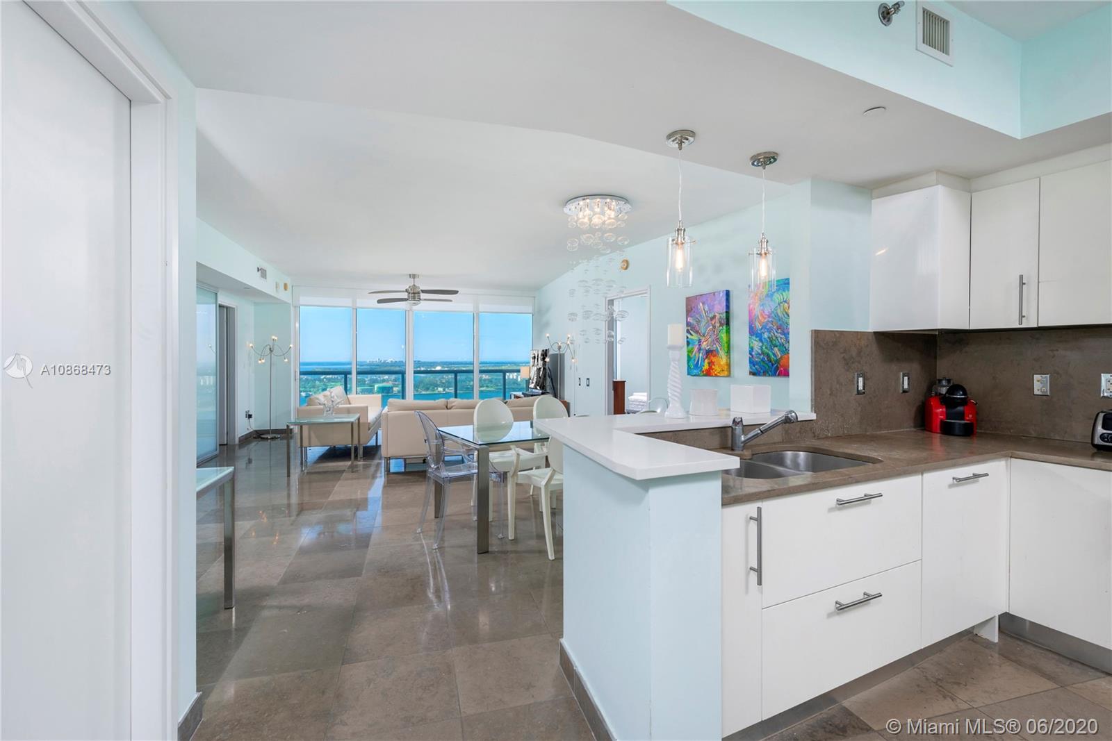 ICON CONDO - Residential