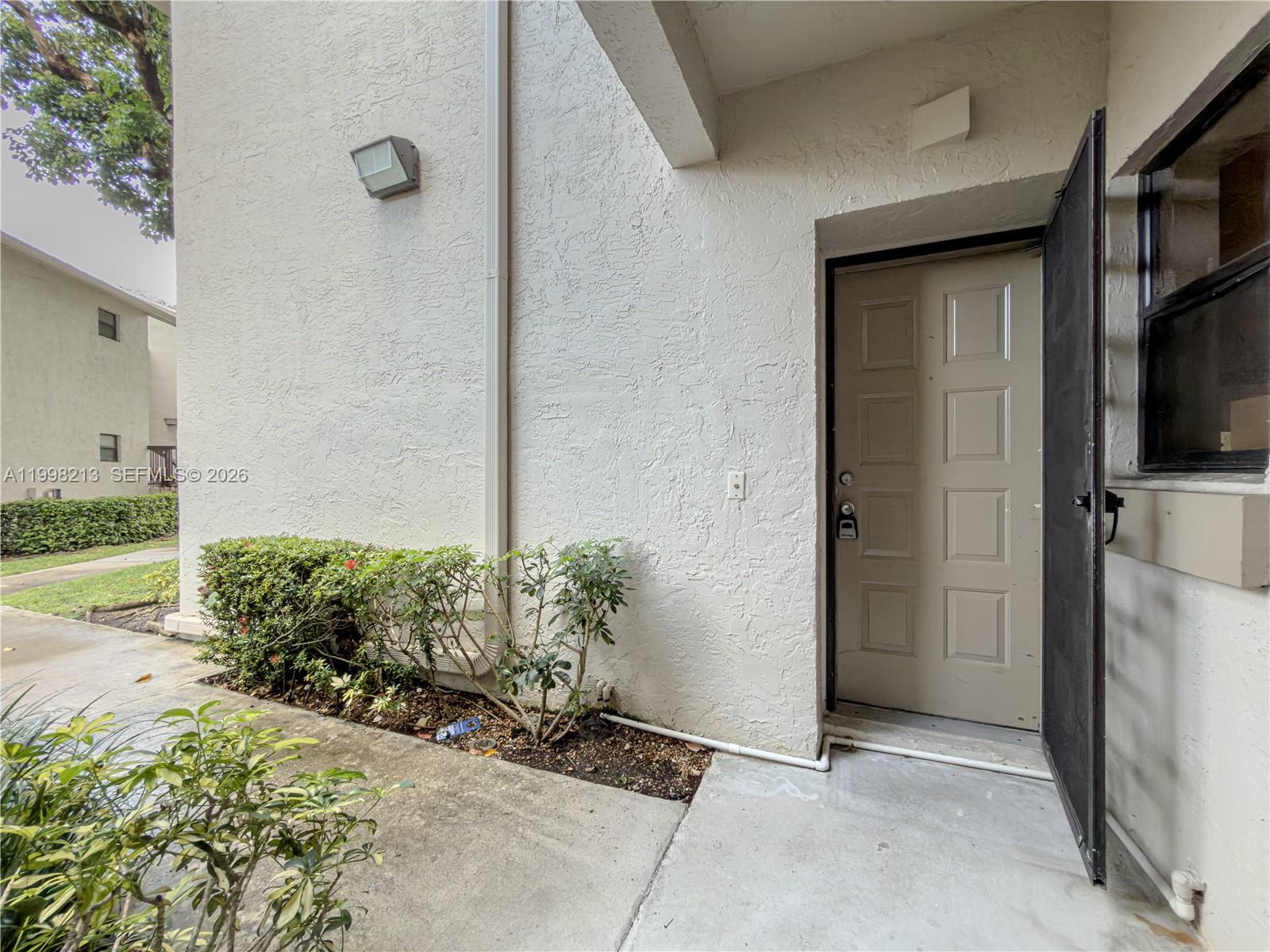 KARANDA VILLAGE VI-C COND - Residential