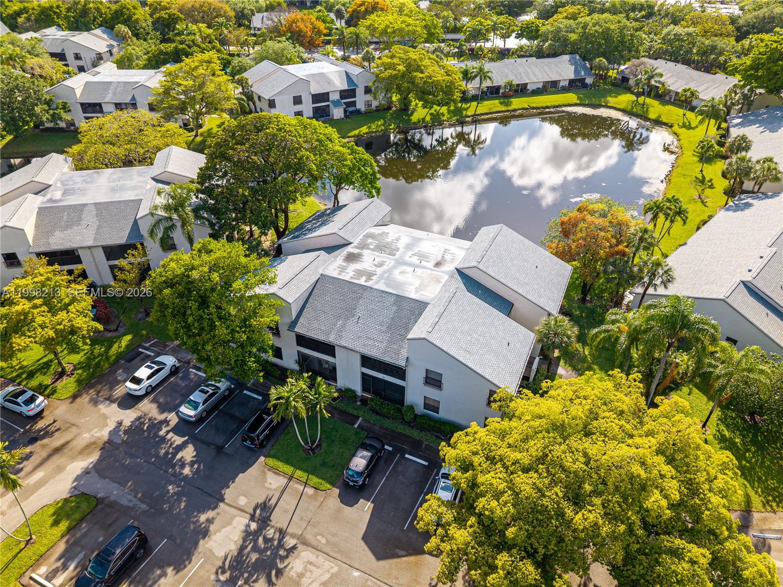 KARANDA VILLAGE VI-C COND - Residential