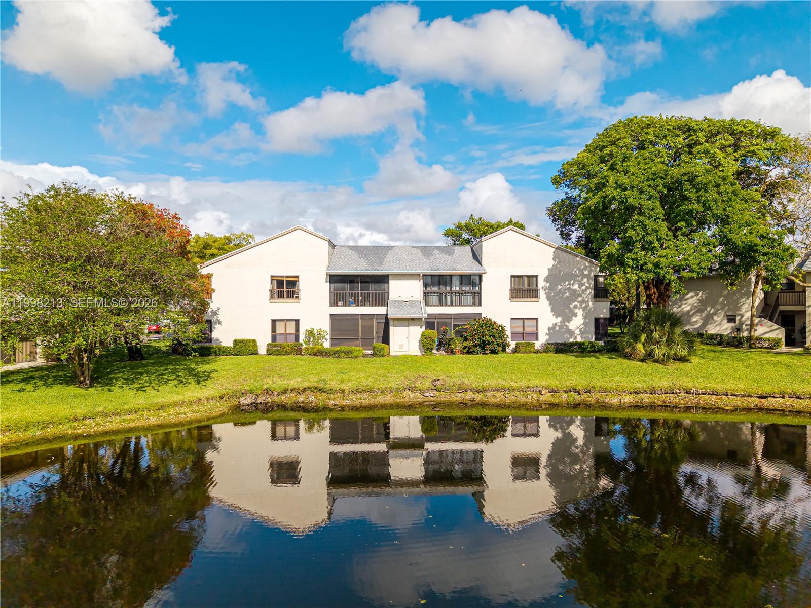 KARANDA VILLAGE VI-C COND - Residential