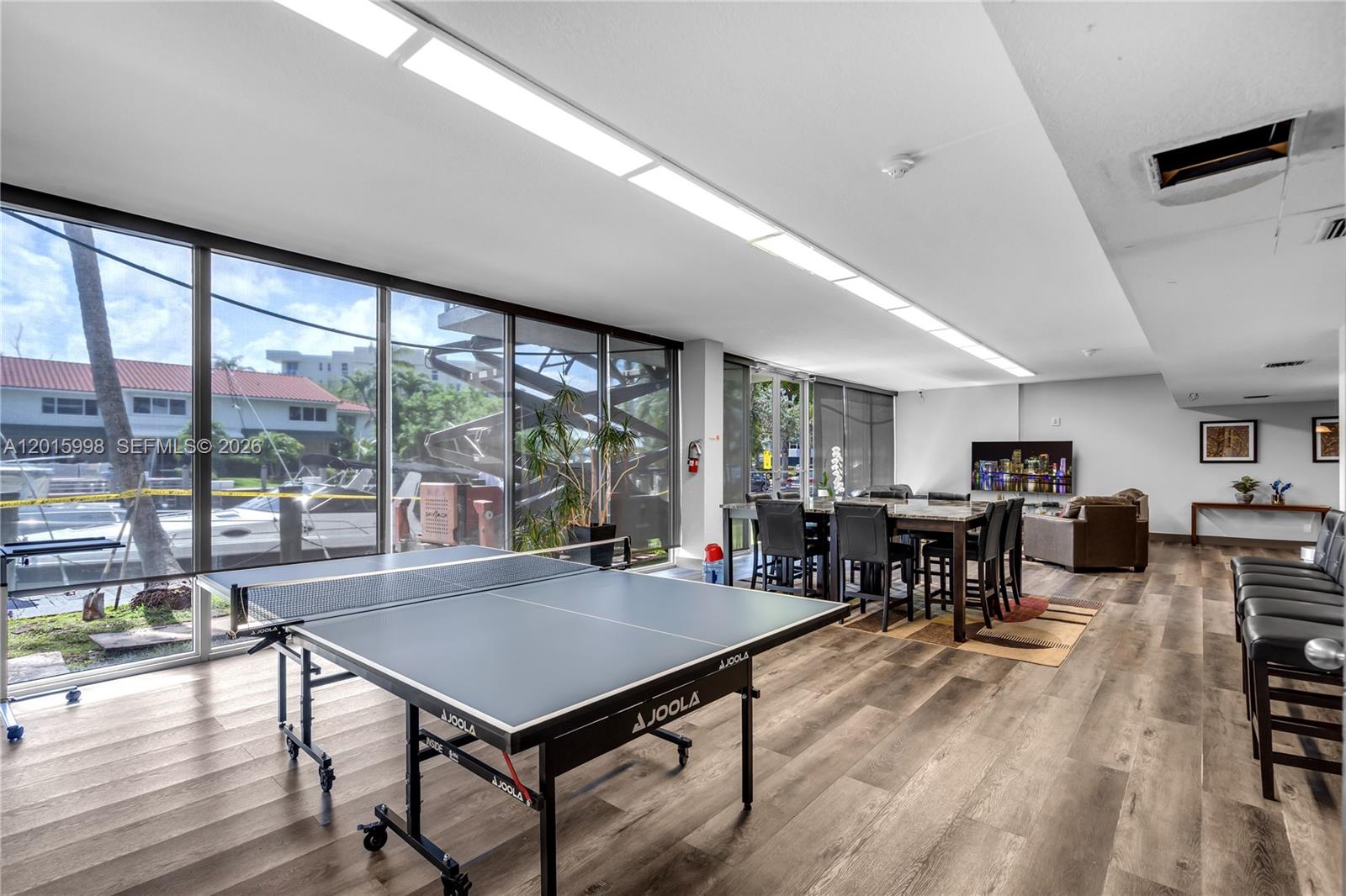 REEF WEST CONDO - Residential