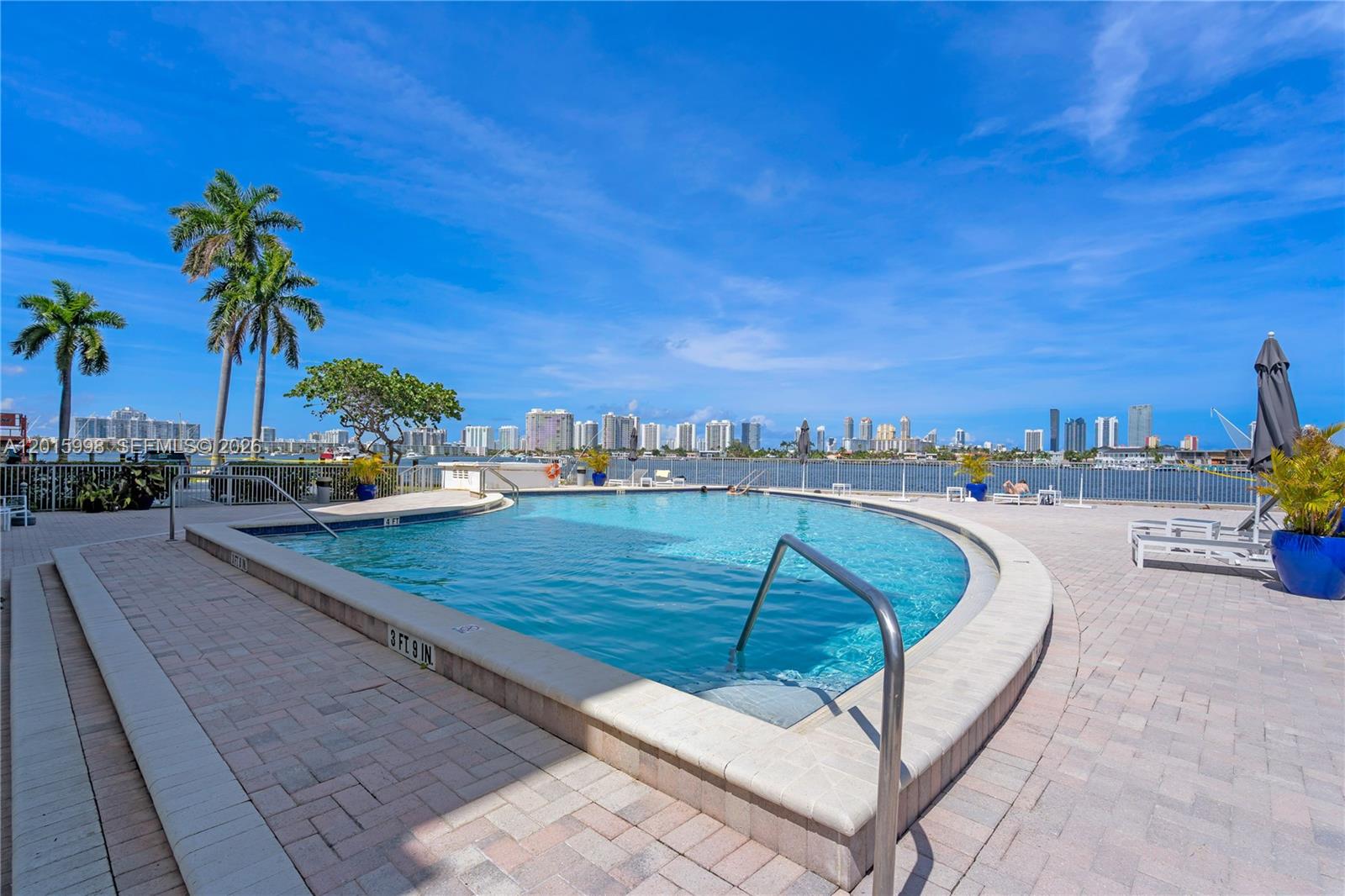 REEF WEST CONDO - Residential