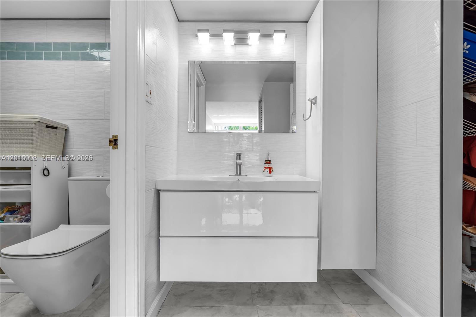 REEF WEST CONDO - Residential