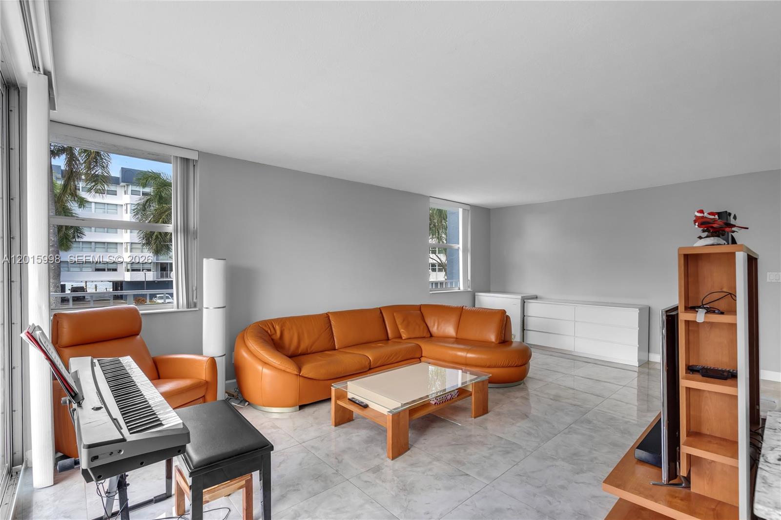 REEF WEST CONDO - Residential
