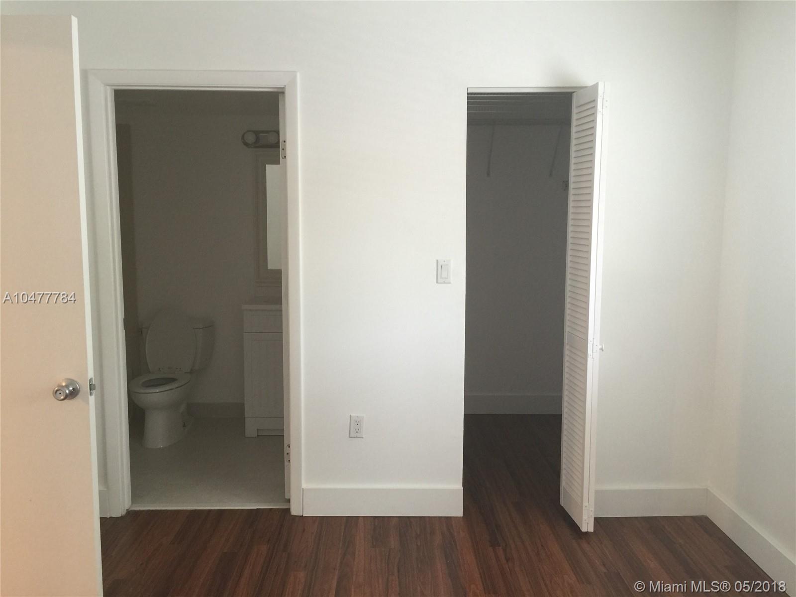 The Palms Of Pembroke Con - Residential Lease