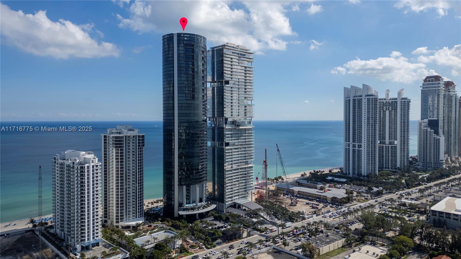 18555 COLLINS AVENUE COND - Residential