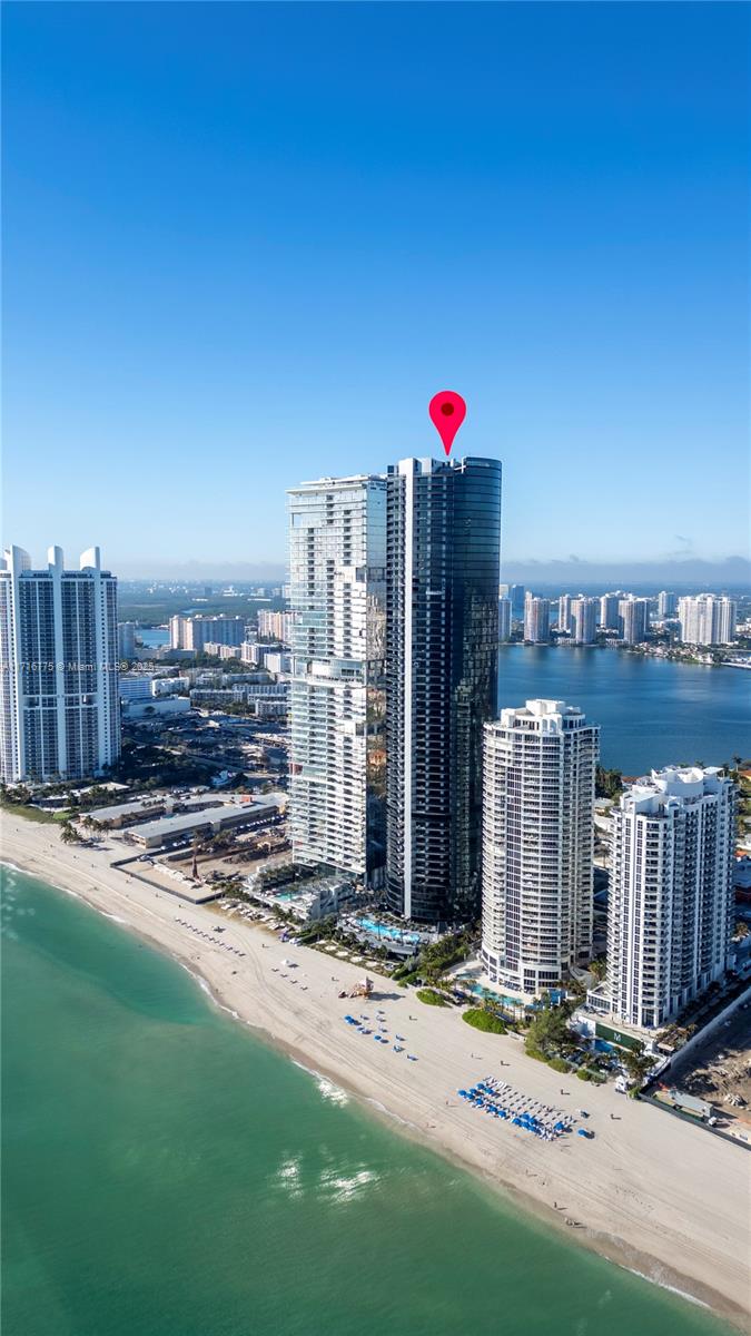 18555 COLLINS AVENUE COND - Residential