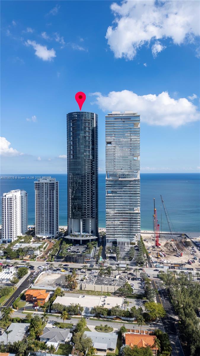 18555 COLLINS AVENUE COND - Residential