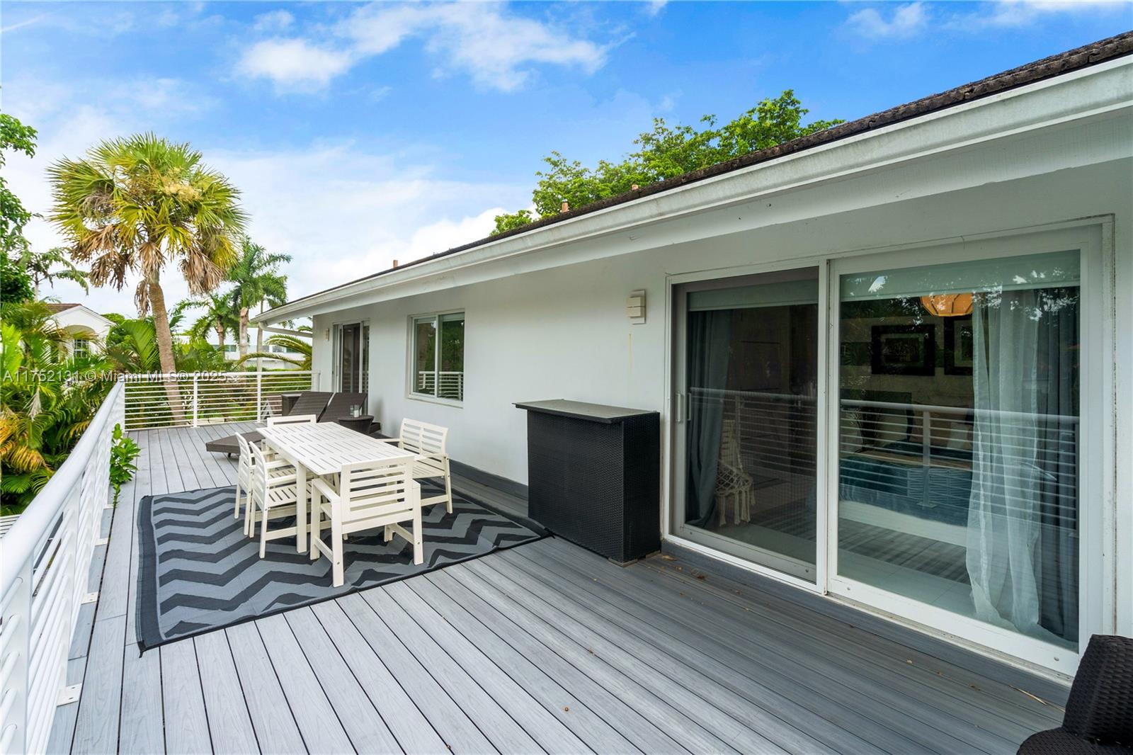 DORAL ESTATES - Residential